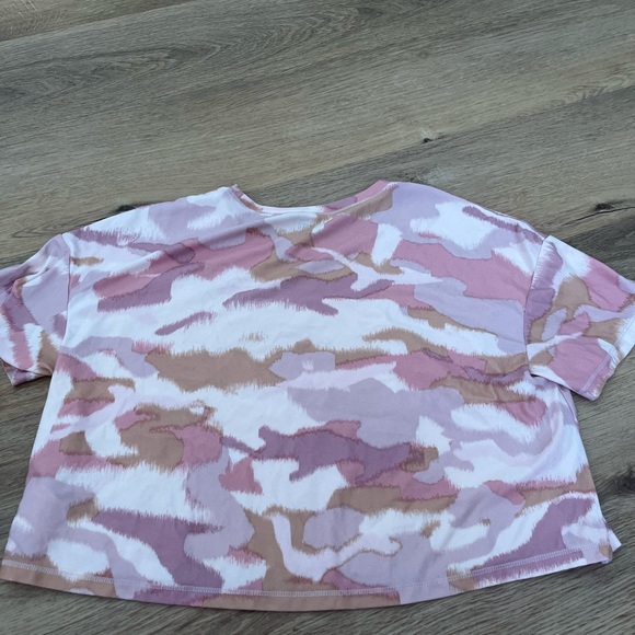 Old navy athletic bundle - Picture 4 of 14